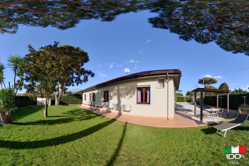 Livingapple Beach Minturno Exterior foto